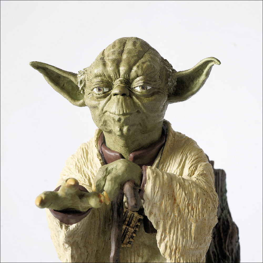 SW104 Attakus statue Star Wars Yoda Using the Force